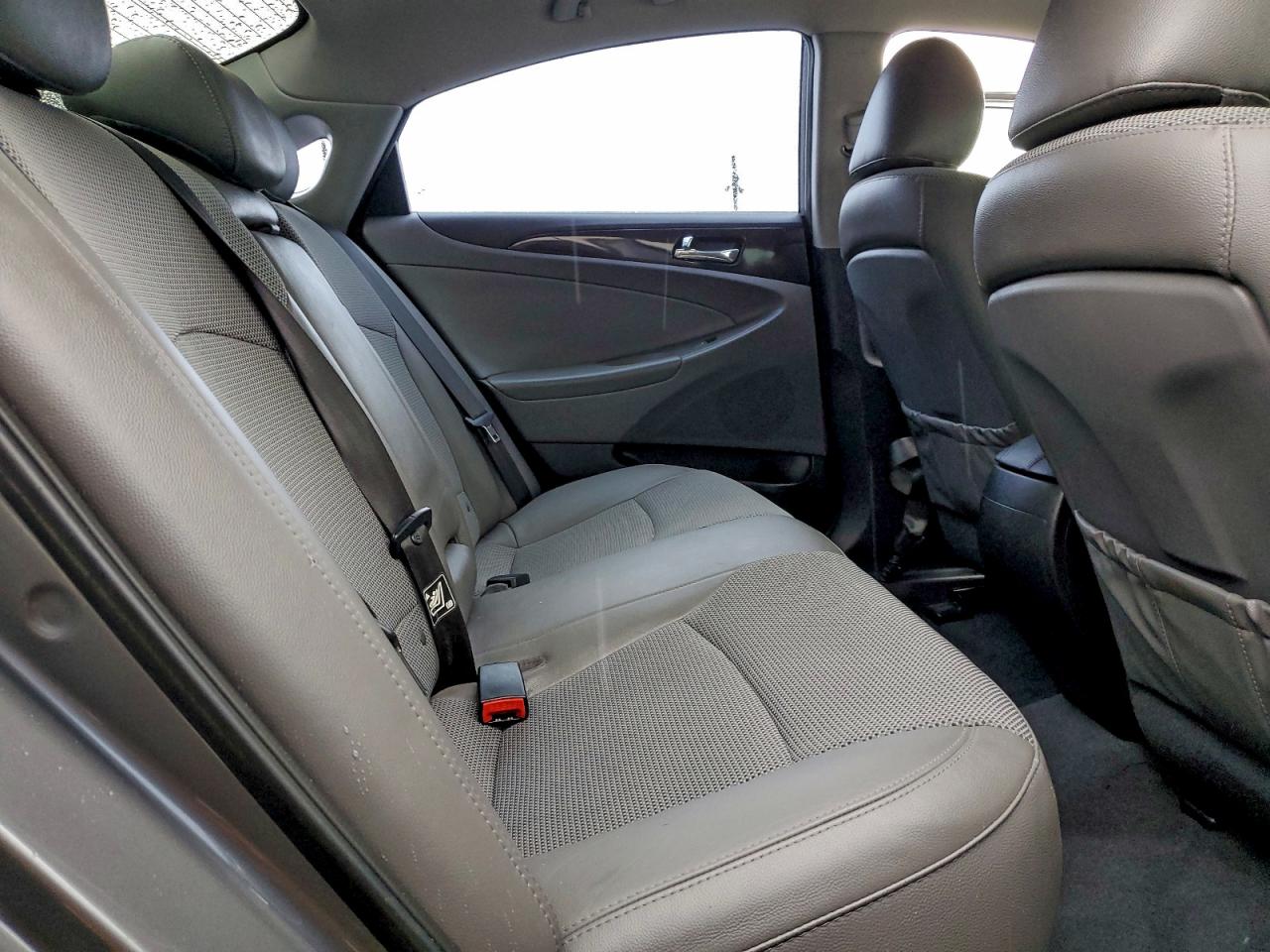 2014 HYUNDAI SONATA SE photo 10