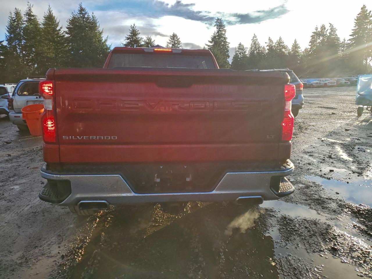 2021 CHEVROLET SILVERADO K1500 LT photo 6