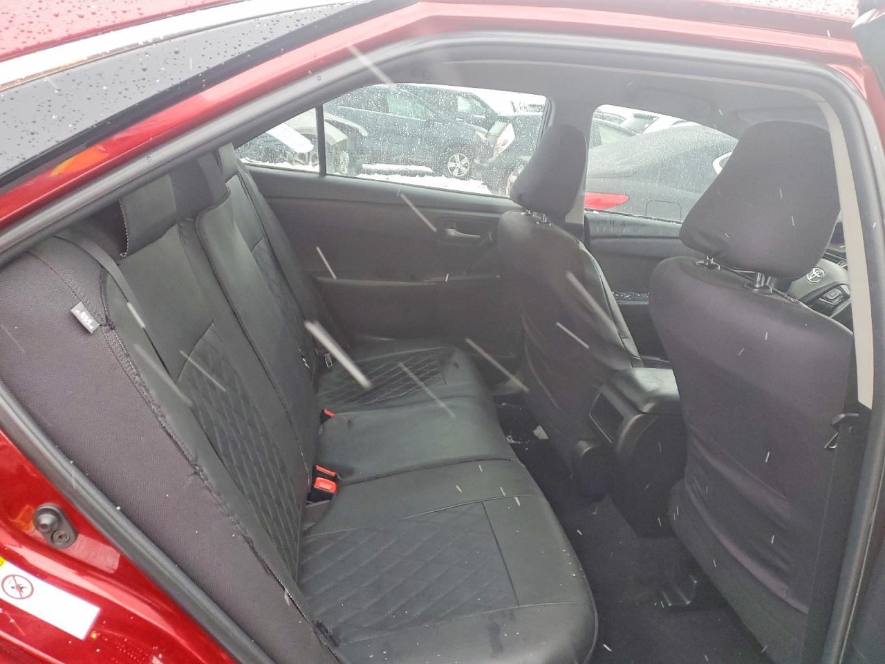 2017 TOYOTA CAMRY LE photo 10