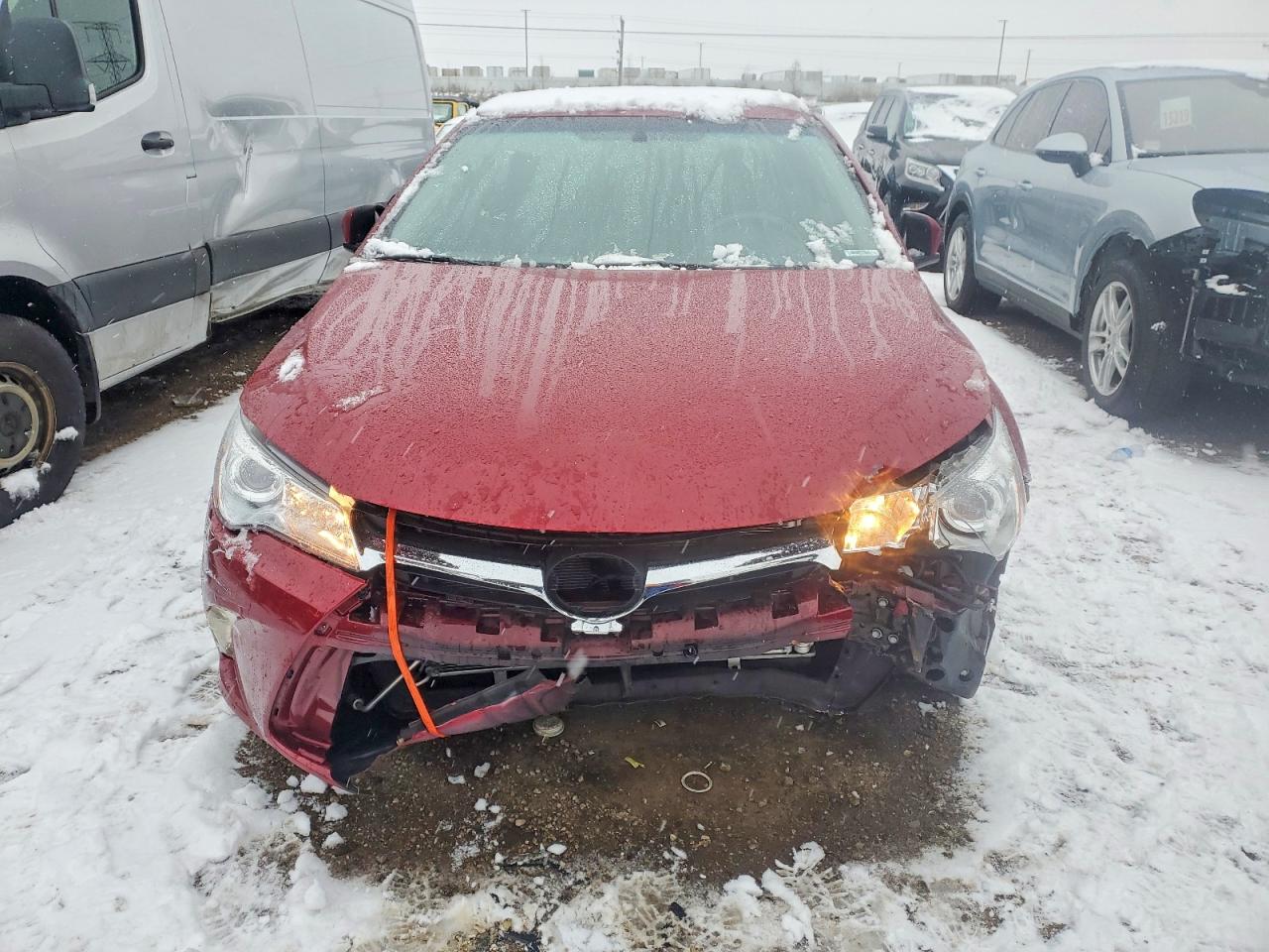 2017 TOYOTA CAMRY LE photo 5