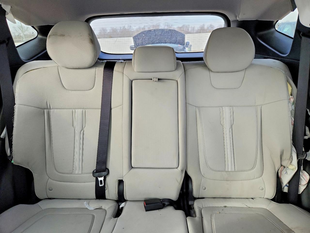 2025 HYUNDAI TUCSON SEL photo 10