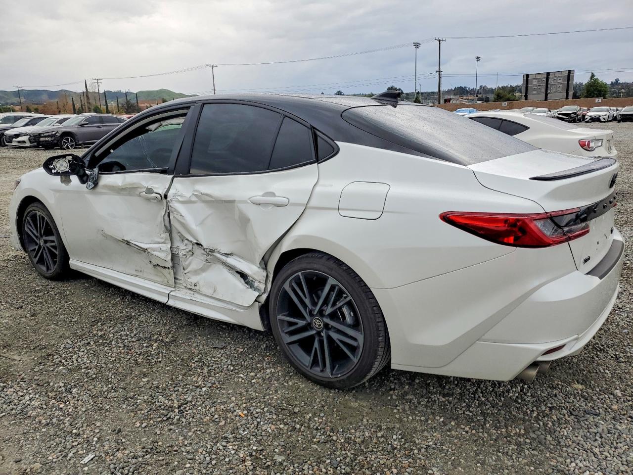 2025 TOYOTA CAMRY XSE photo 2