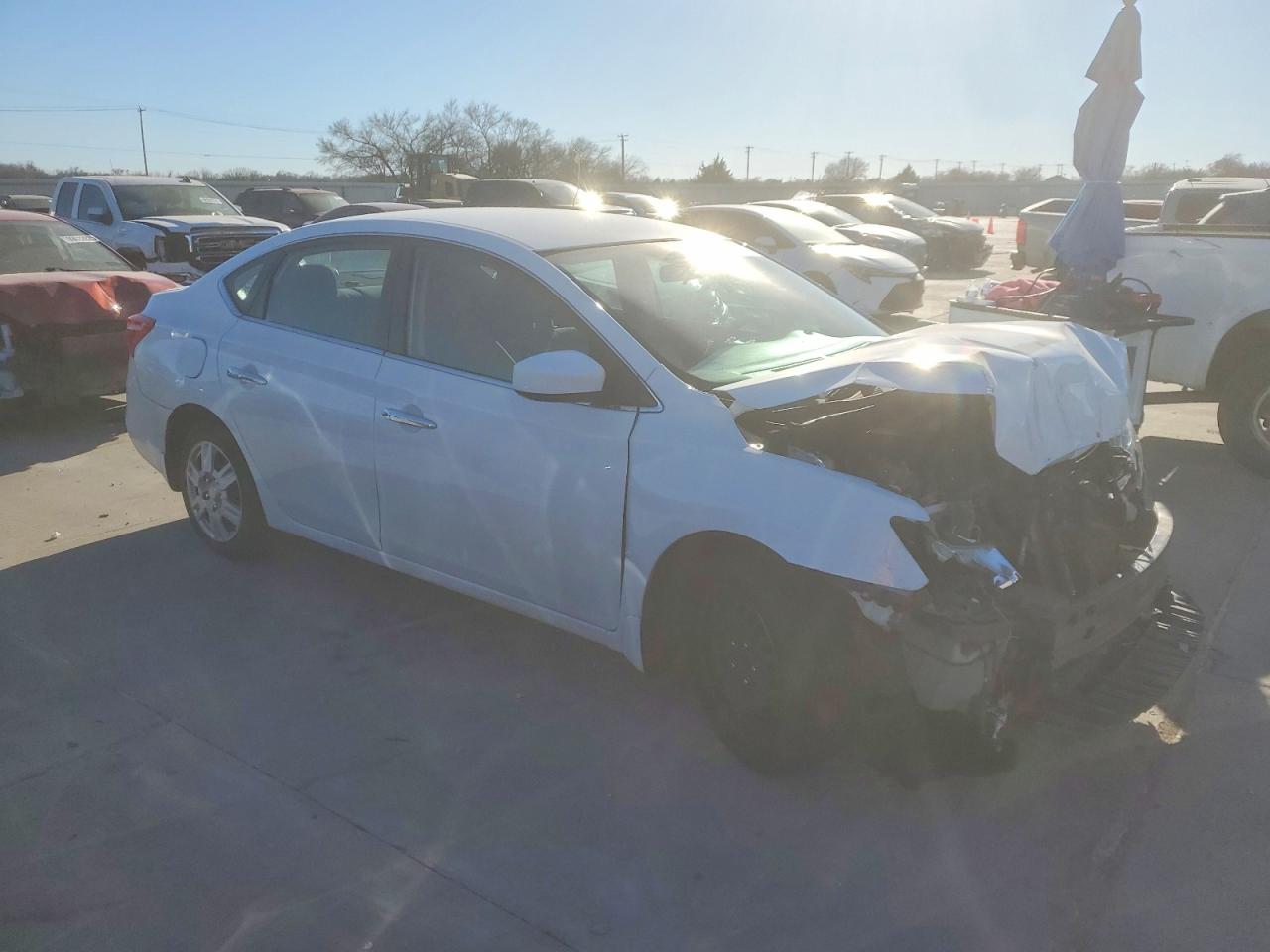 2019 NISSAN SENTRA S photo 4