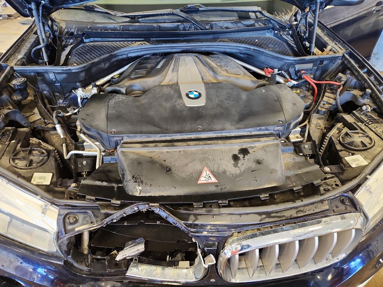2016 BMW X5 XDRIVE50I photo 12