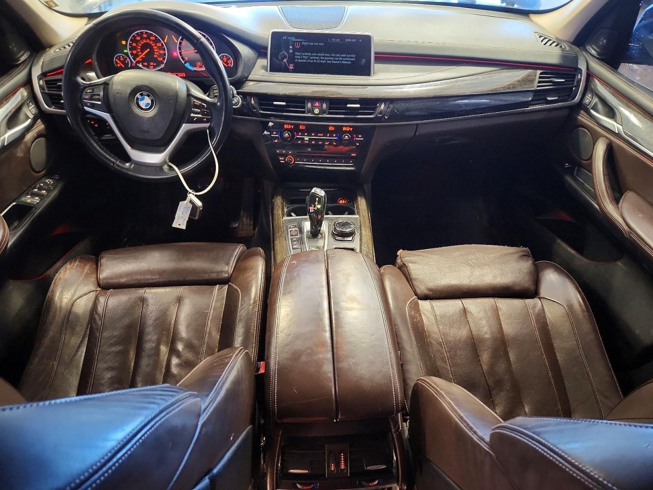 2016 BMW X5 XDRIVE50I photo 8