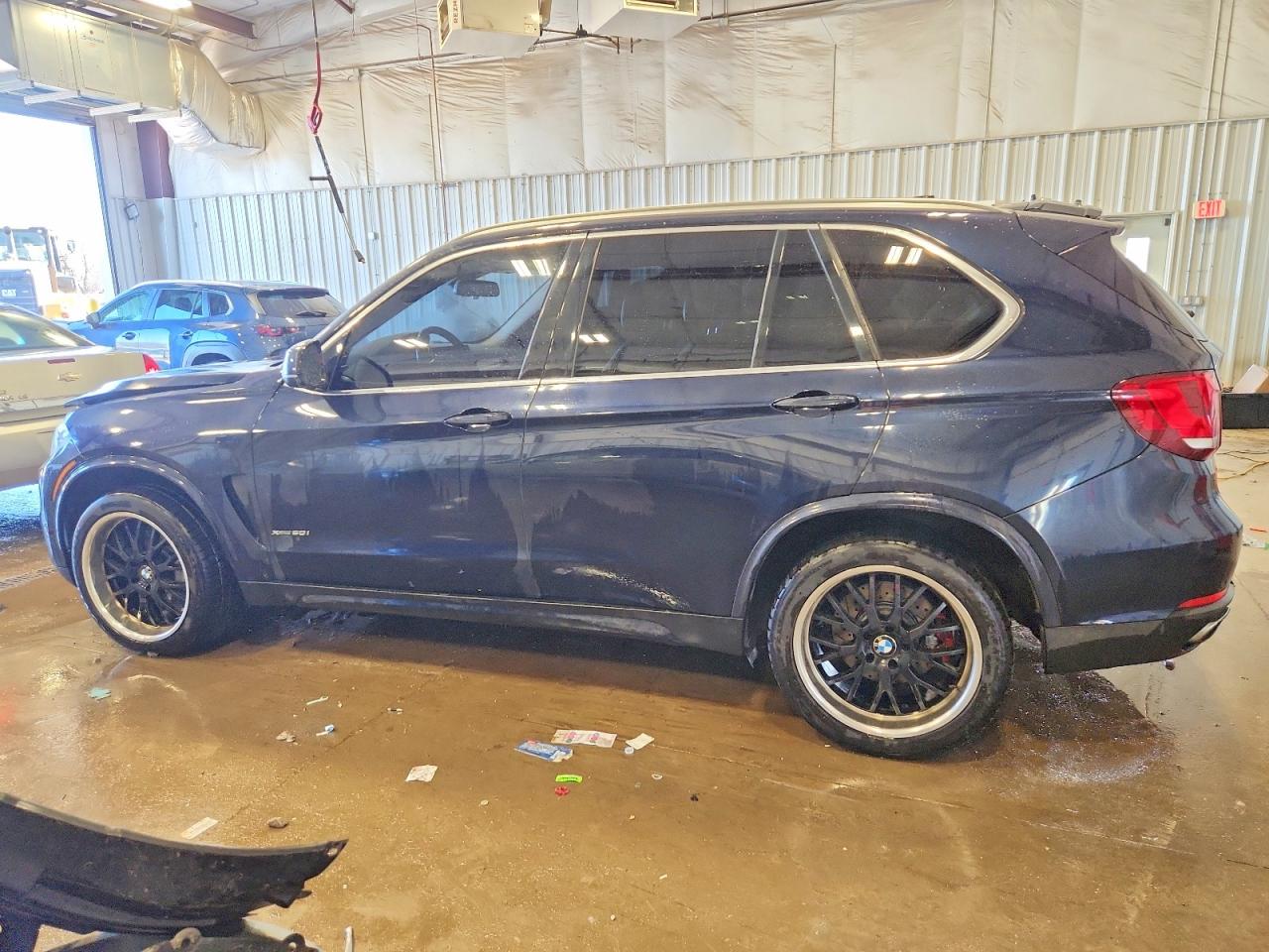 2016 BMW X5 XDRIVE50I photo 2