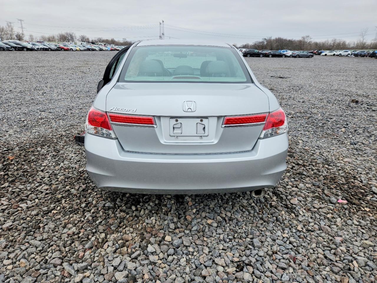 2012 HONDA ACCORD LX photo 6