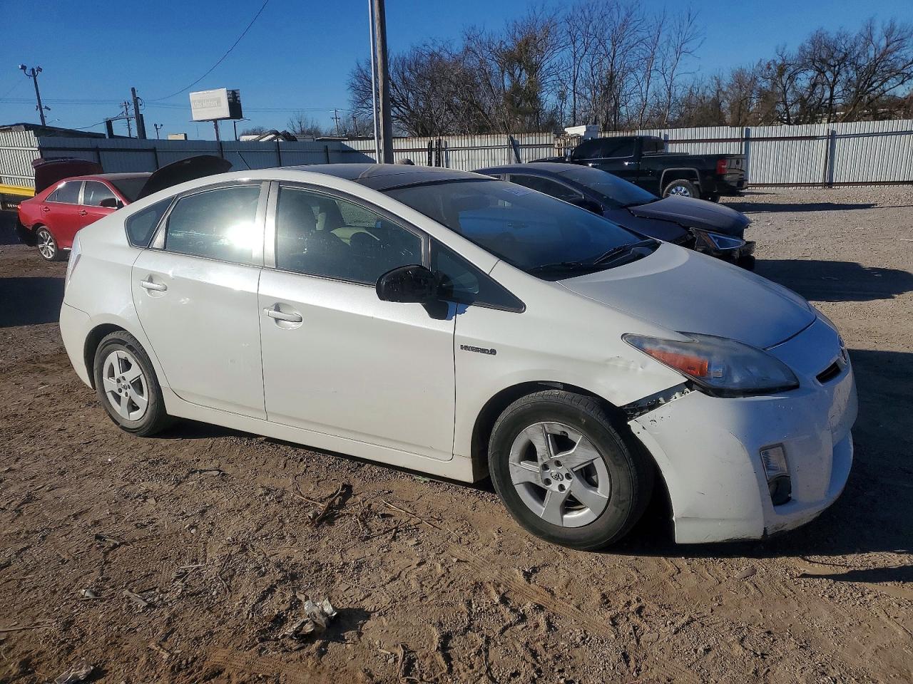 2011 TOYOTA PRIUS photo 7