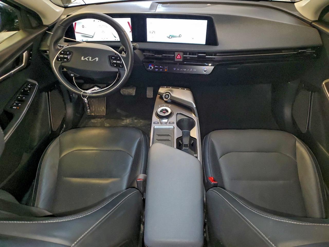 2024 KIA EV6 LIGHT photo 8