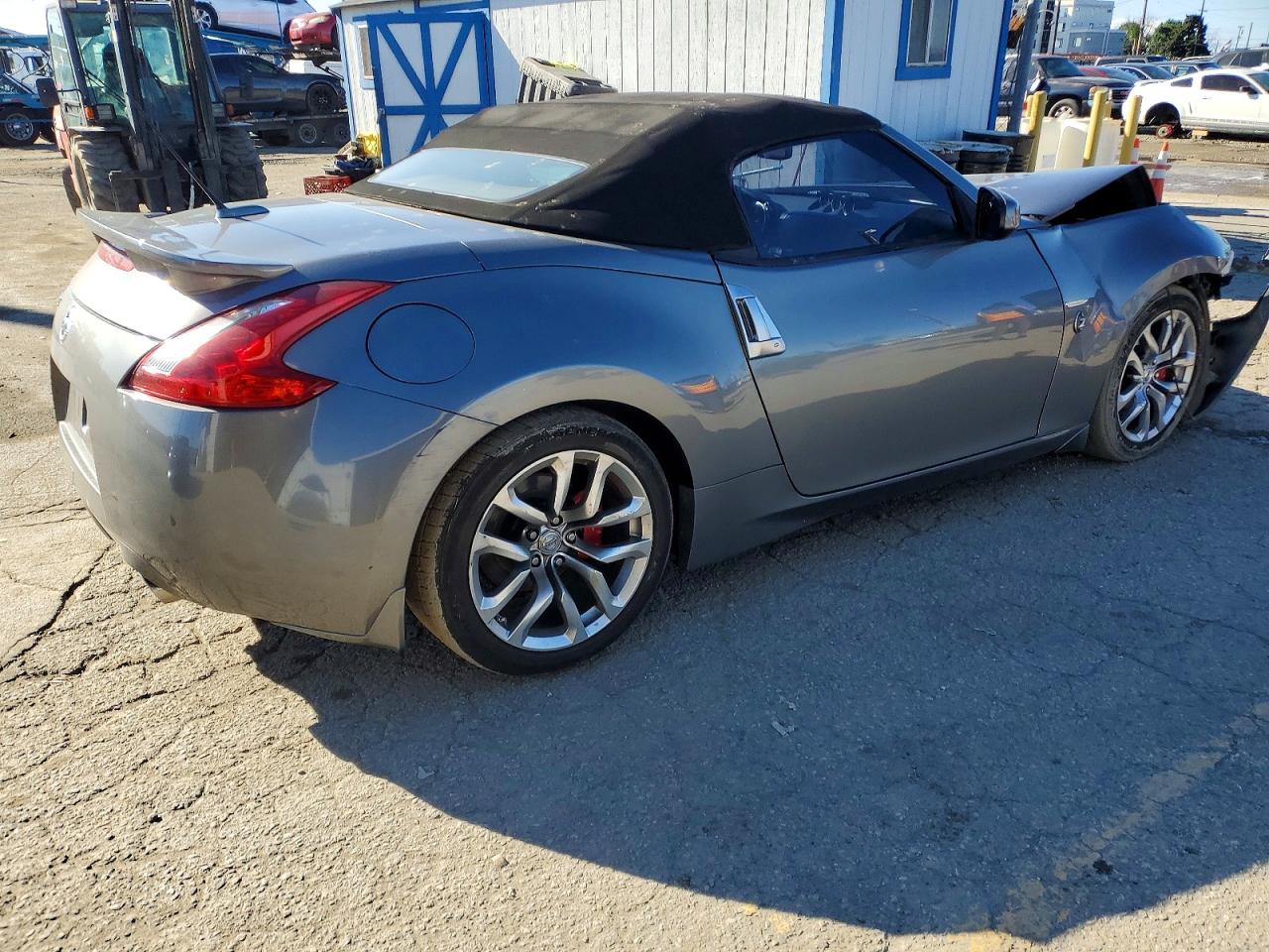 2012 NISSAN 370Z BASE photo 3