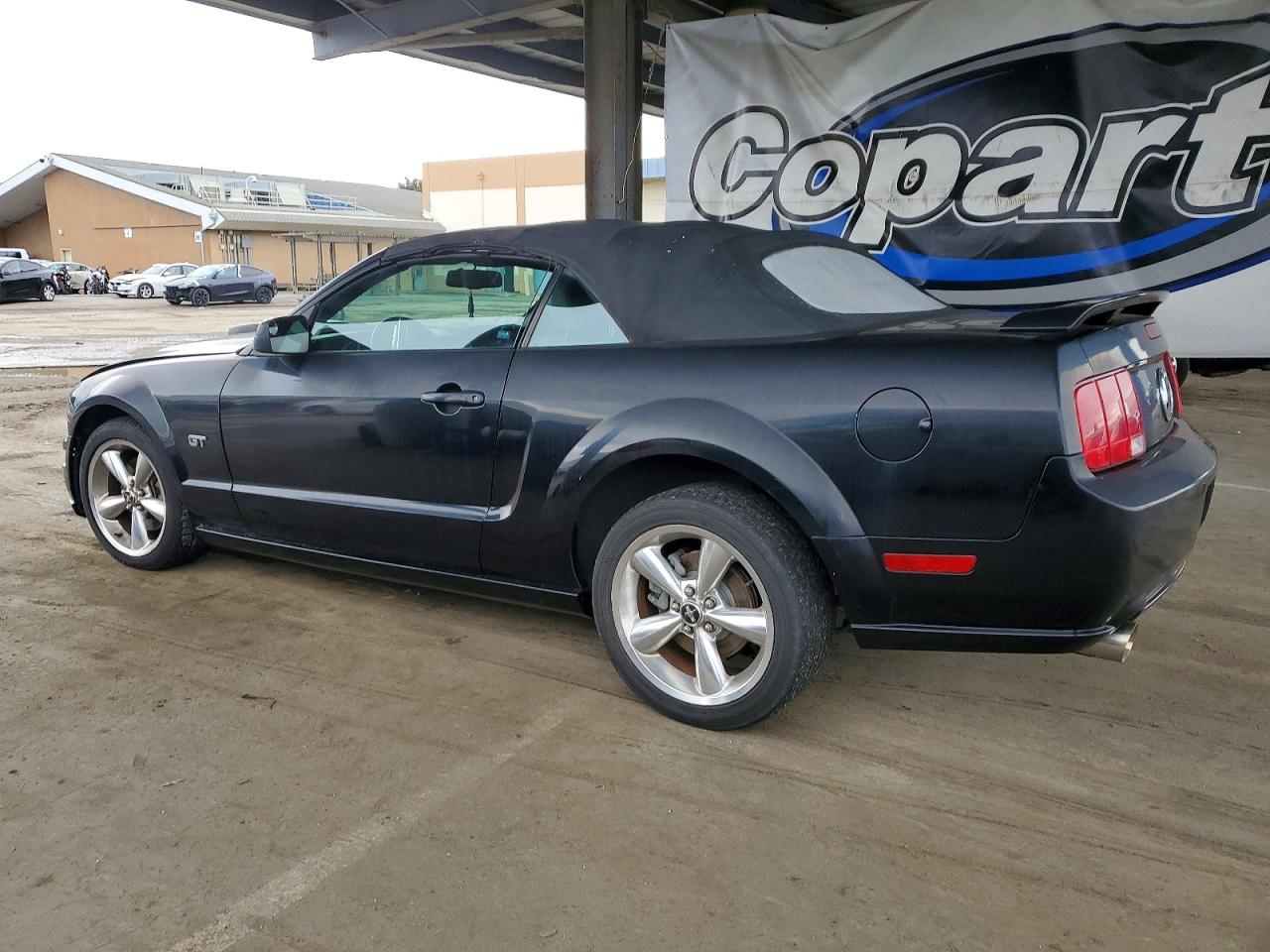 2008 FORD MUSTANG GT photo 2