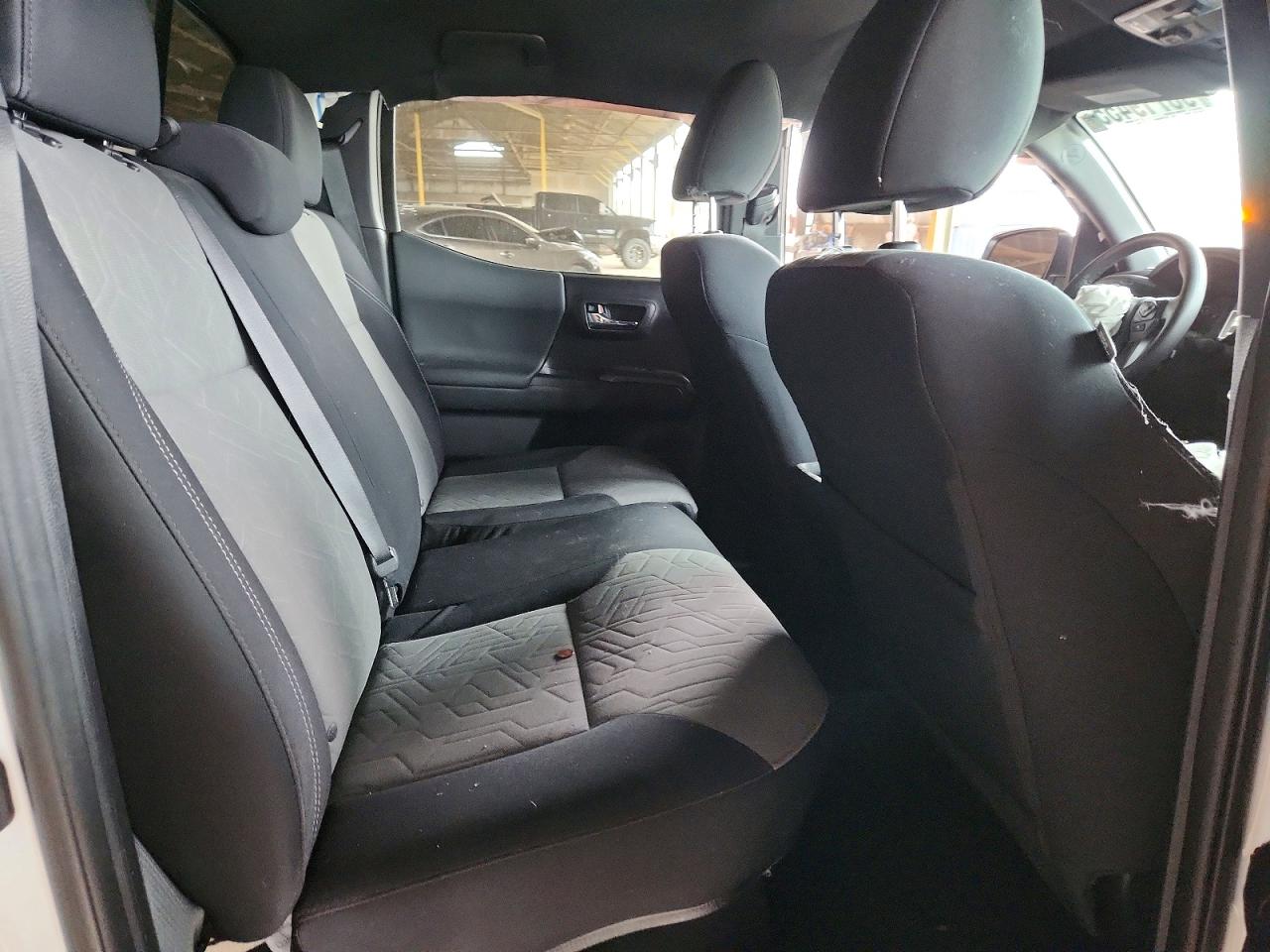 2021 TOYOTA TACOMA DOUBLE CAB photo 10