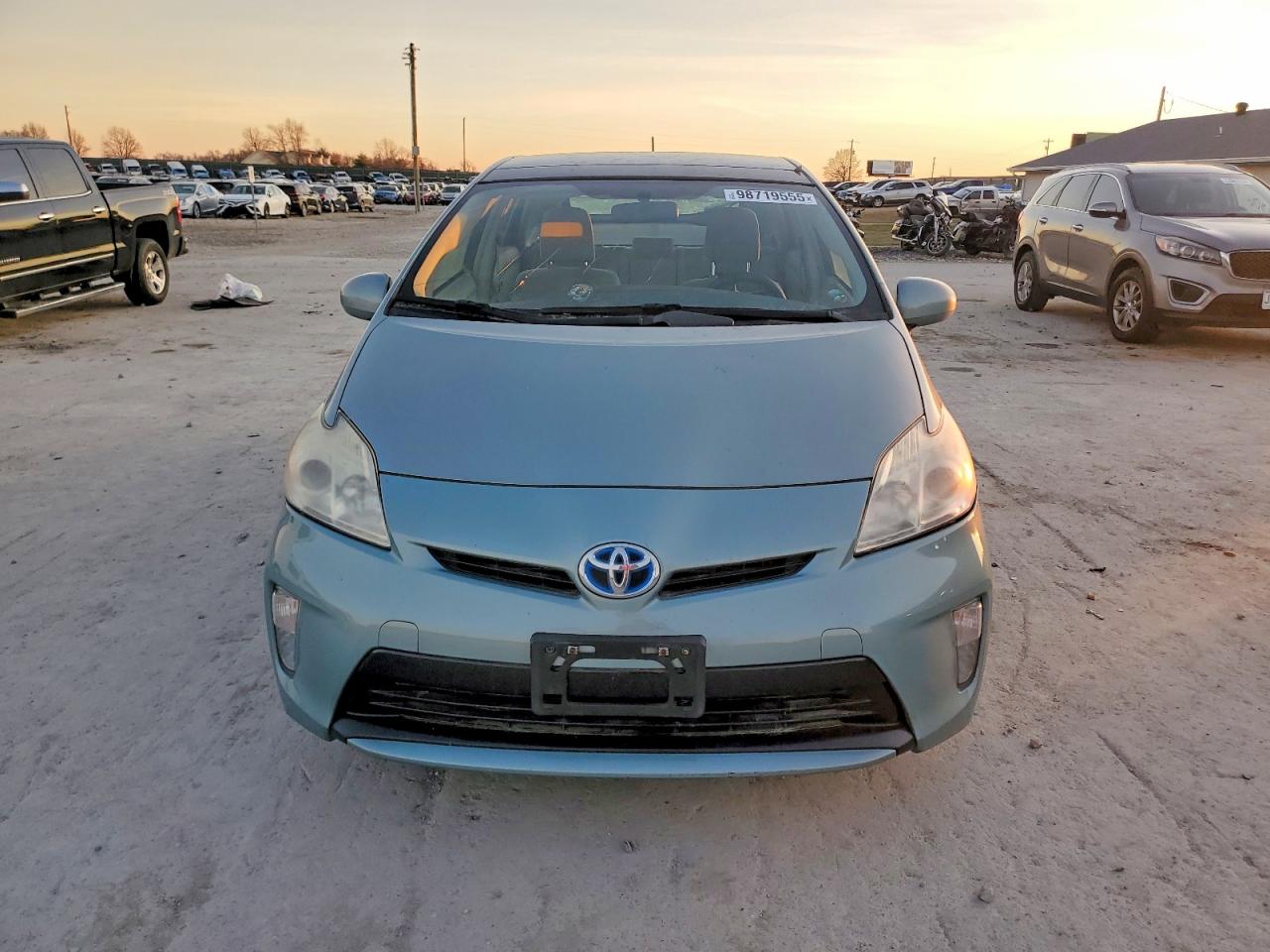 2013 TOYOTA PRIUS photo 5