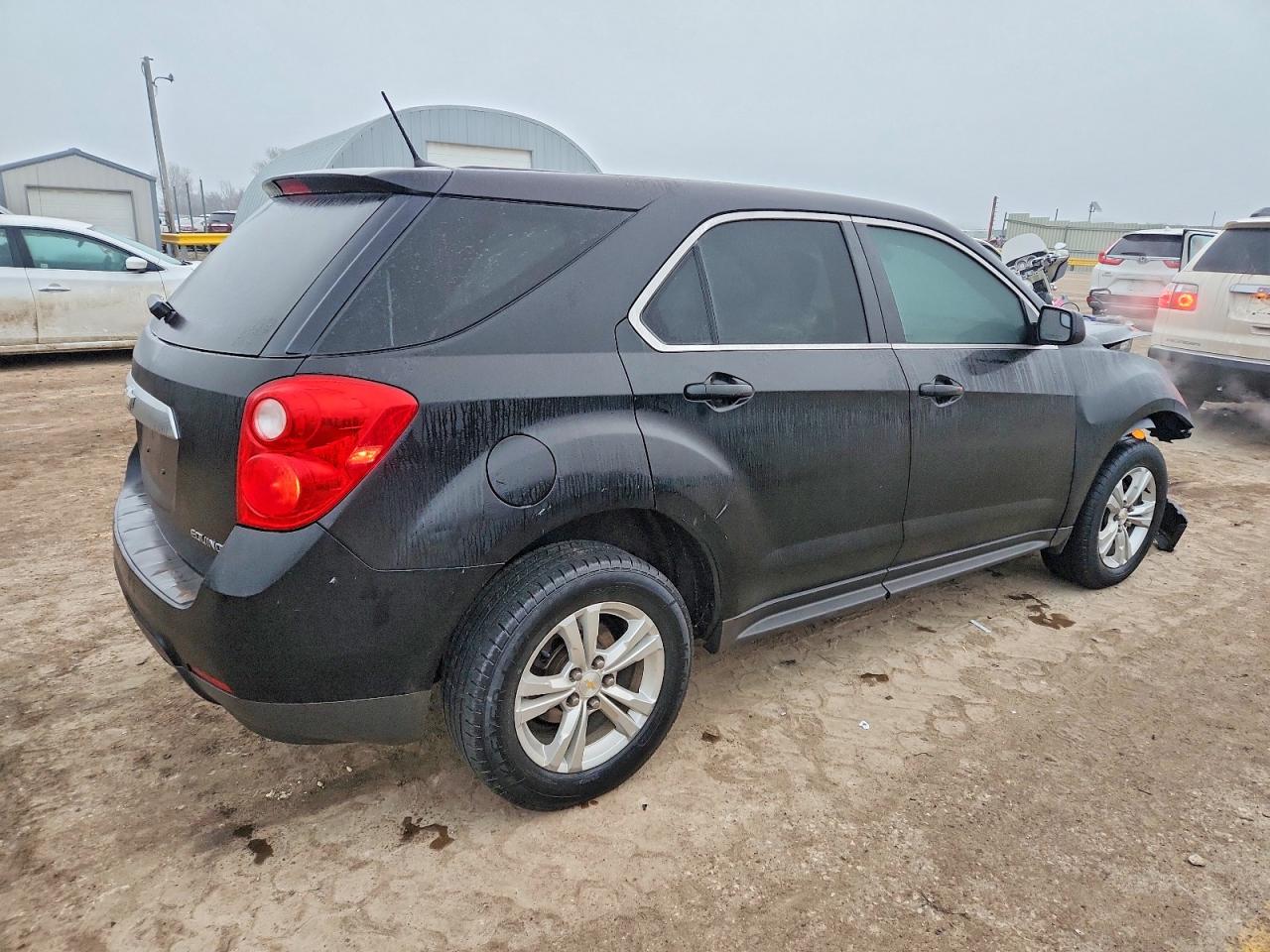 2013 CHEVROLET EQUINOX LS photo 3