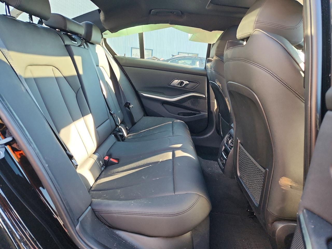 2020 BMW 330XI photo 10