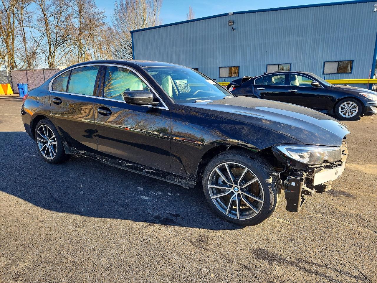 2020 BMW 330XI photo 4
