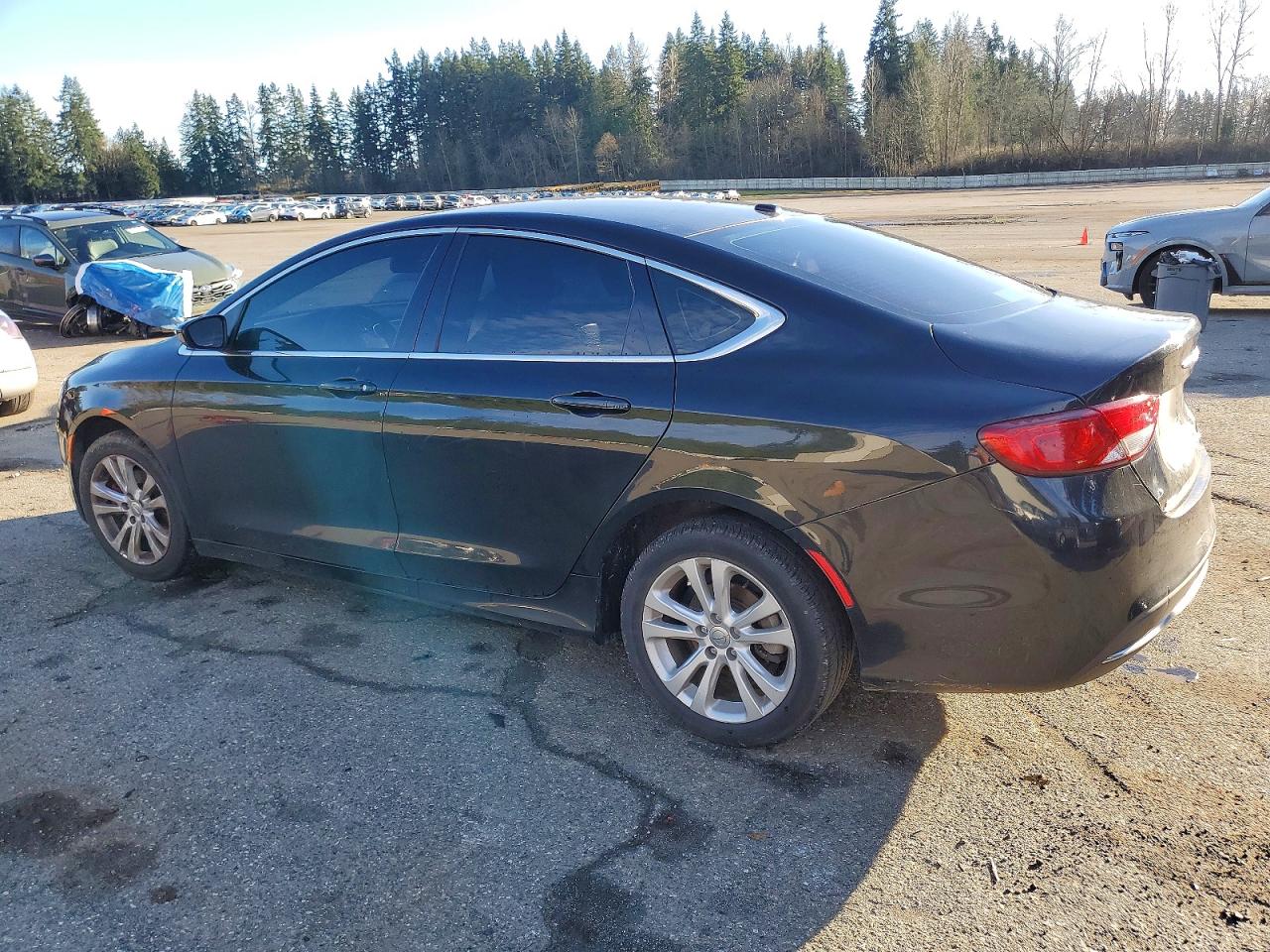 2015 CHRYSLER 200 LIMITED photo 2