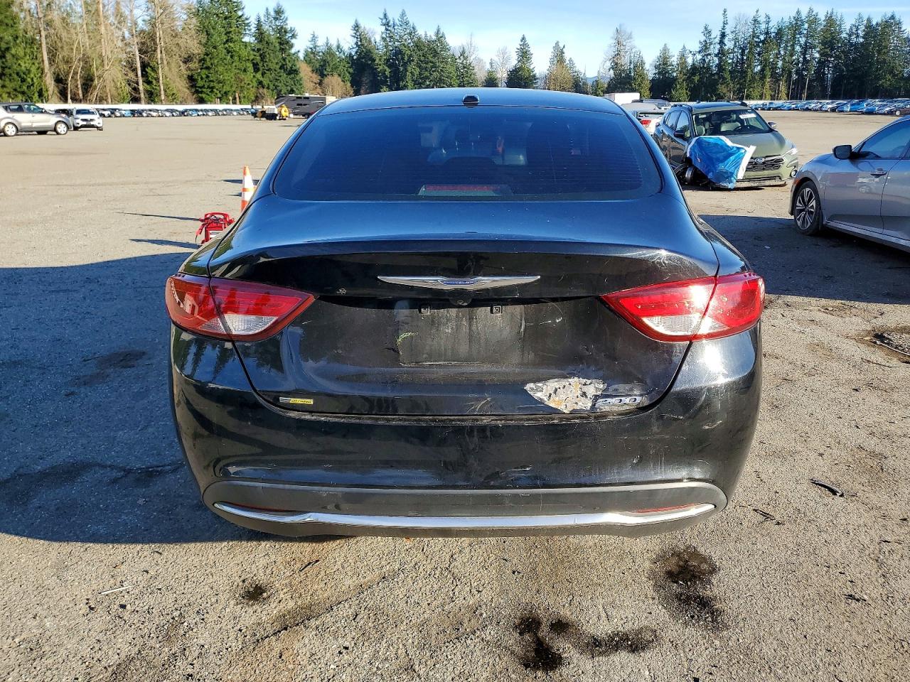 2015 CHRYSLER 200 LIMITED photo 6
