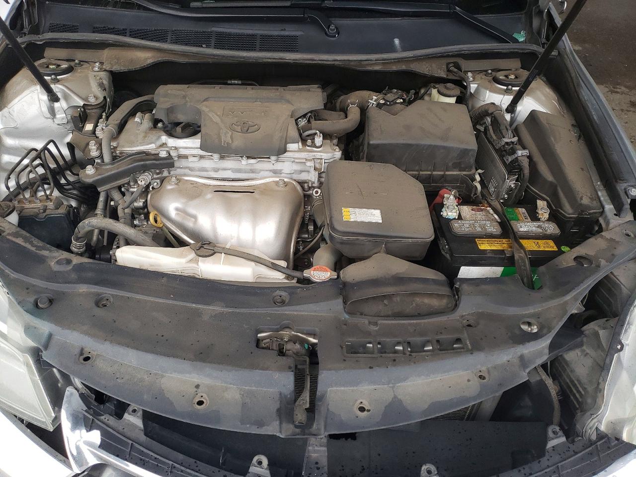 2016 TOYOTA CAMRY LE photo 11