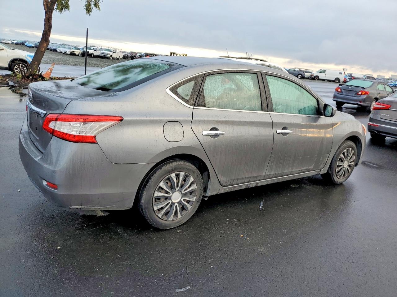 2015 NISSAN SENTRA S photo 3