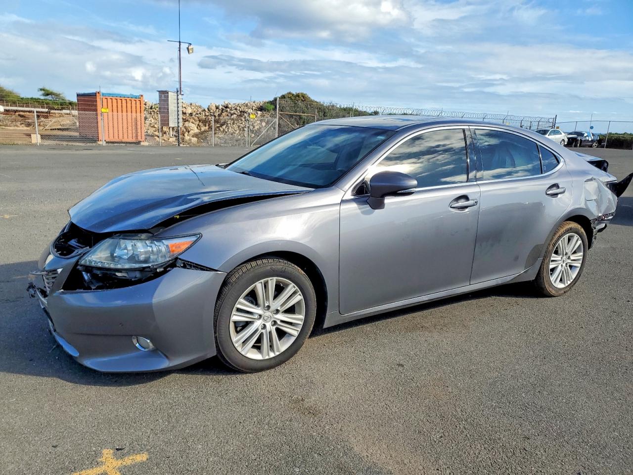 2013 LEXUS ES