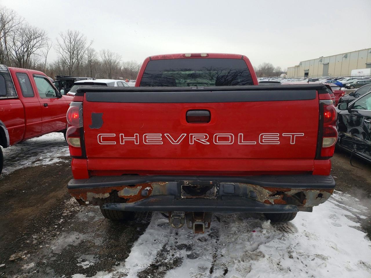 2004 CHEVROLET SILVERADO K1500 photo 6