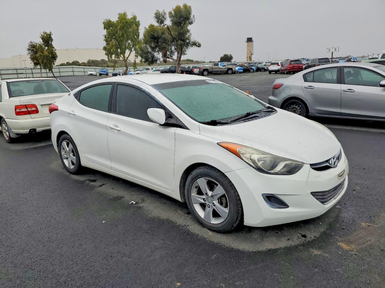 2013 HYUNDAI ELANTRA GLS photo 4