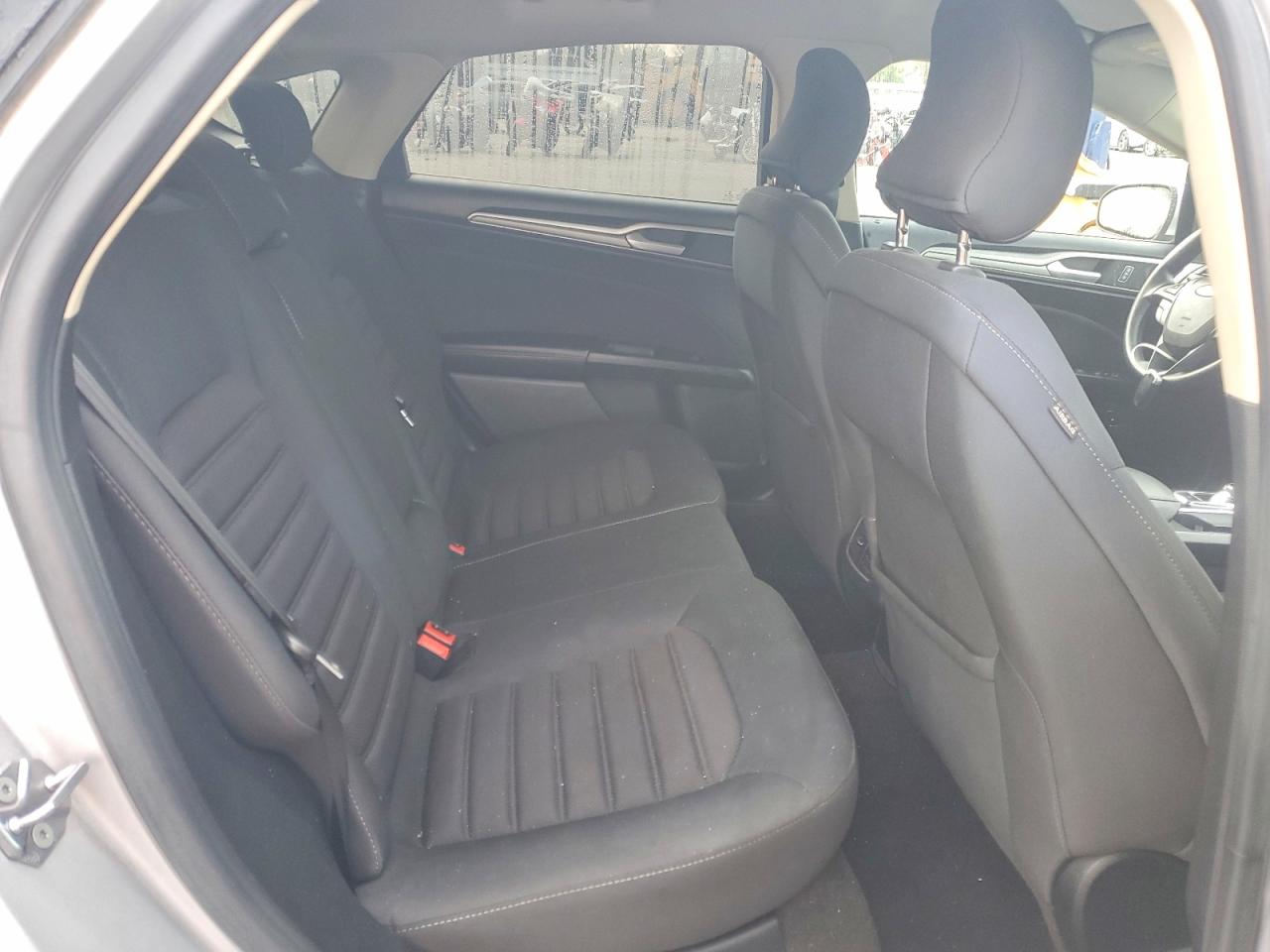 2019 FORD FUSION SE photo 10