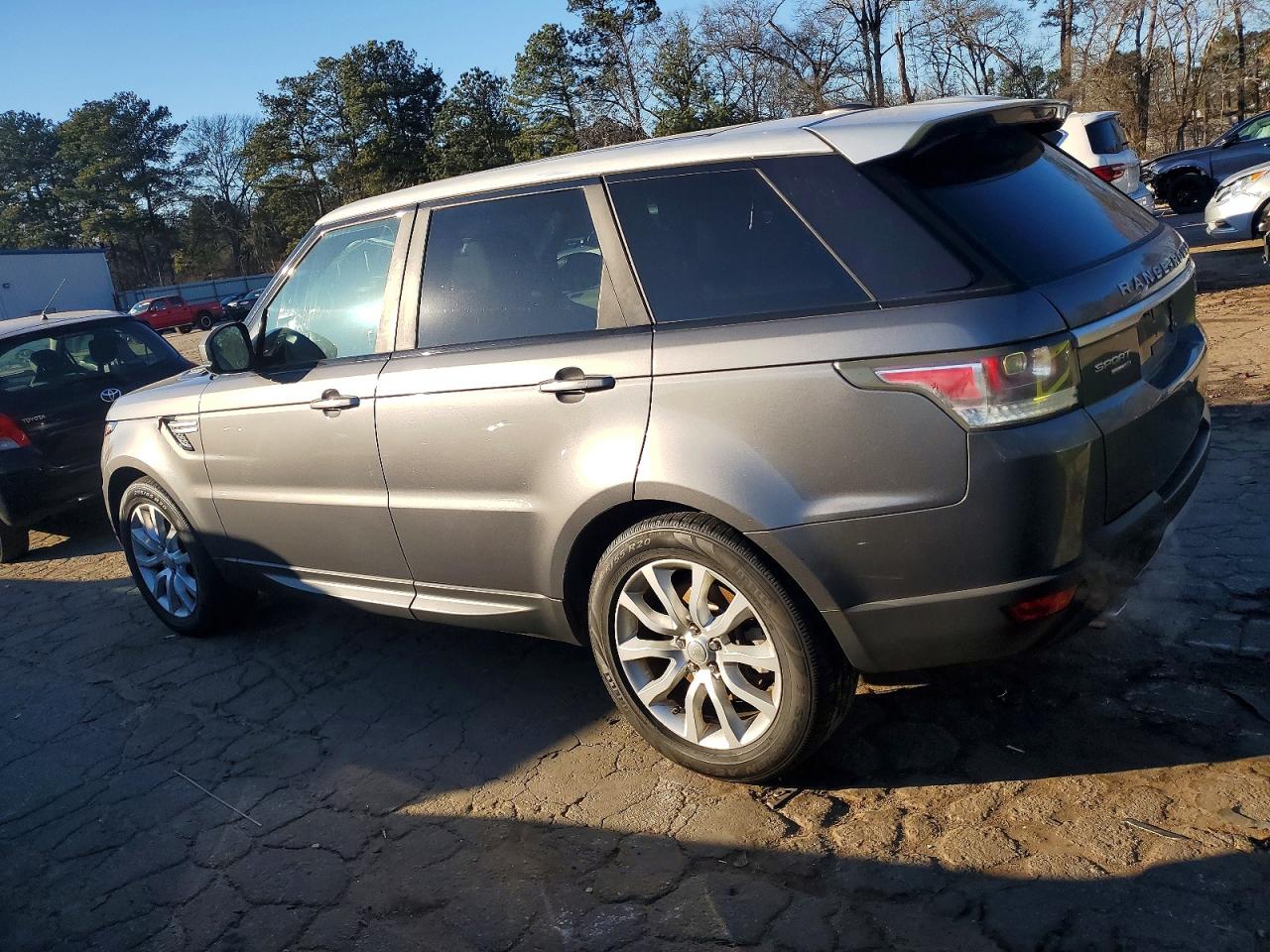 2014 LAND ROVER RANGE ROVER SPORT HSE photo 2