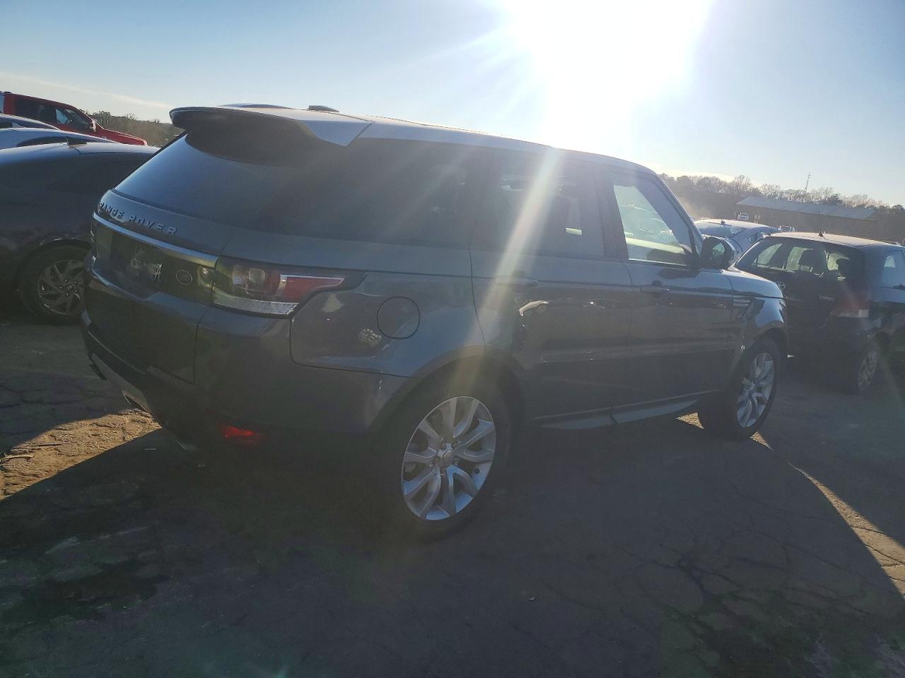 2014 LAND ROVER RANGE ROVER SPORT HSE photo 3