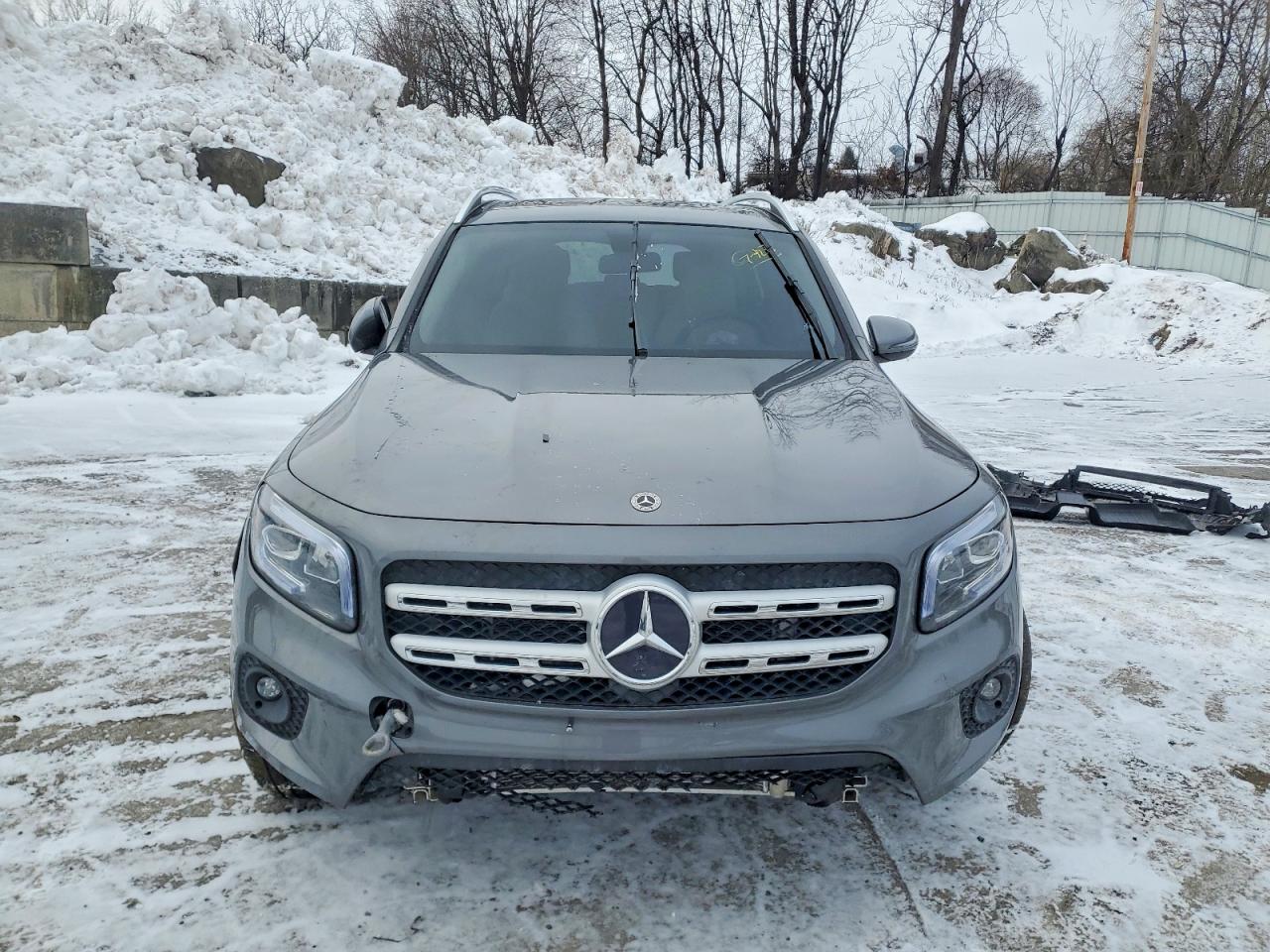 2021 MERCEDES-BENZ GLB 250 4MATIC photo 5