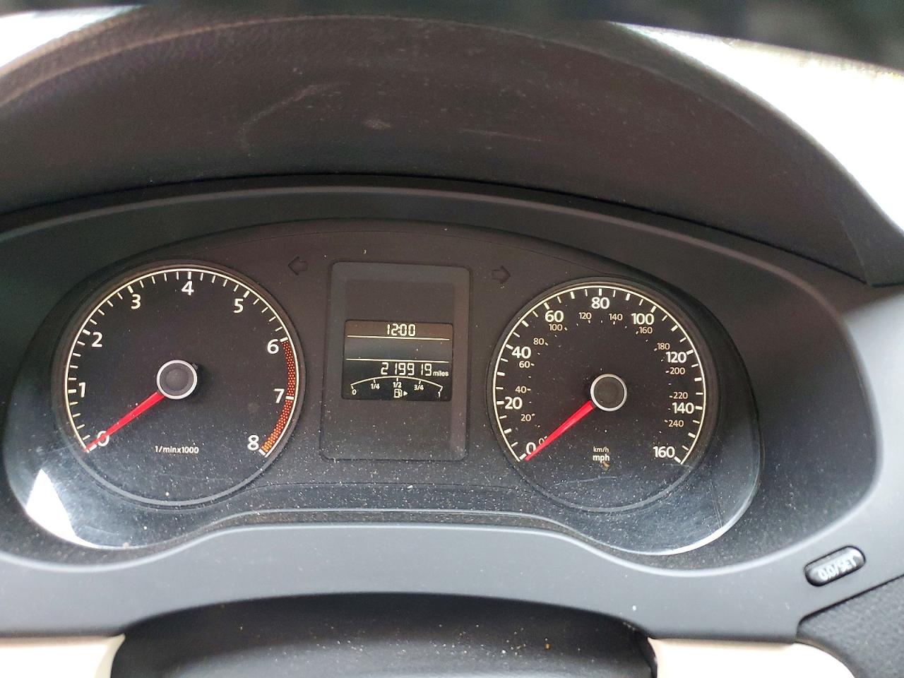 2011 VOLKSWAGEN JETTA SE photo 9