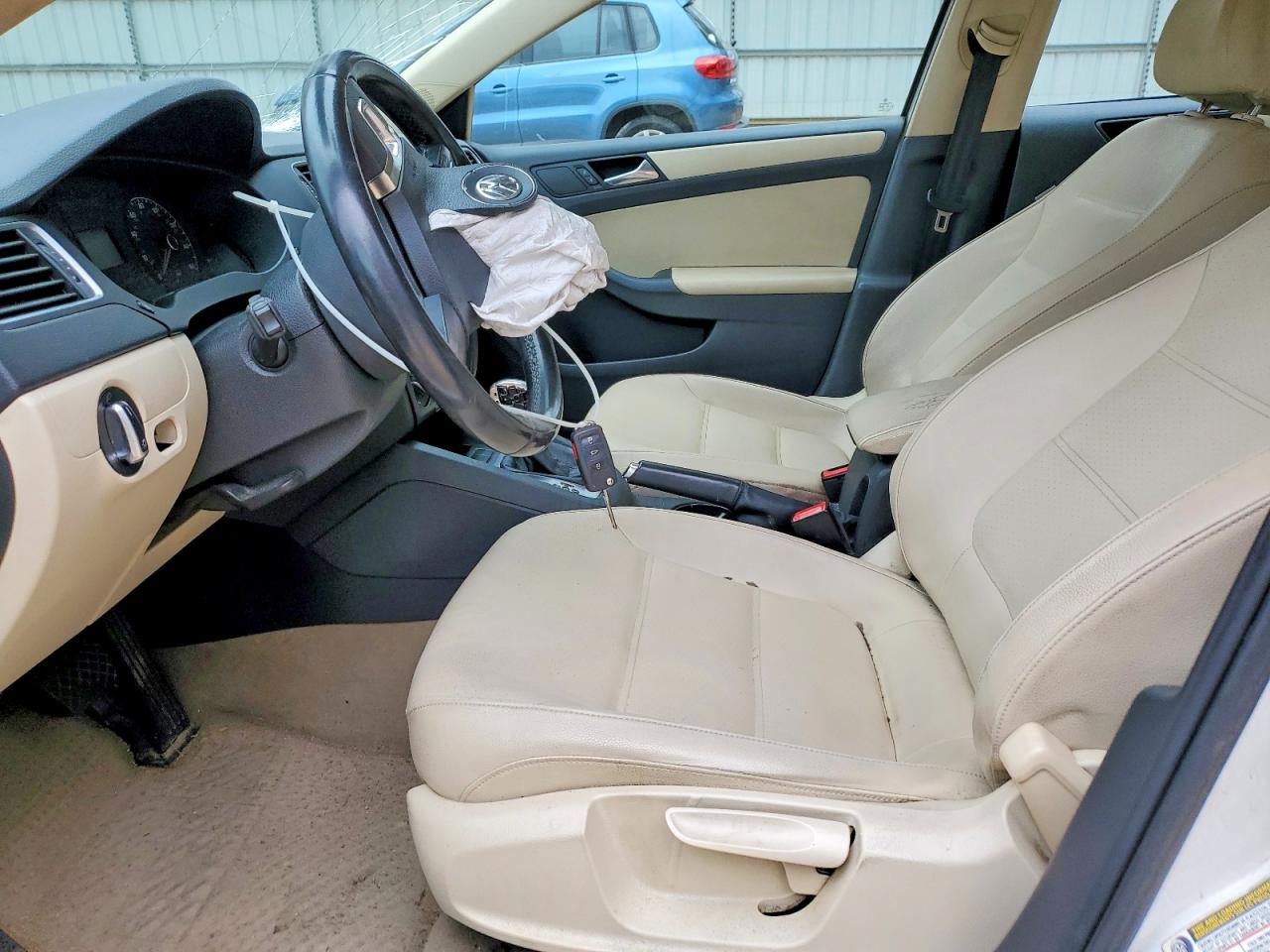 2011 VOLKSWAGEN JETTA SE photo 7