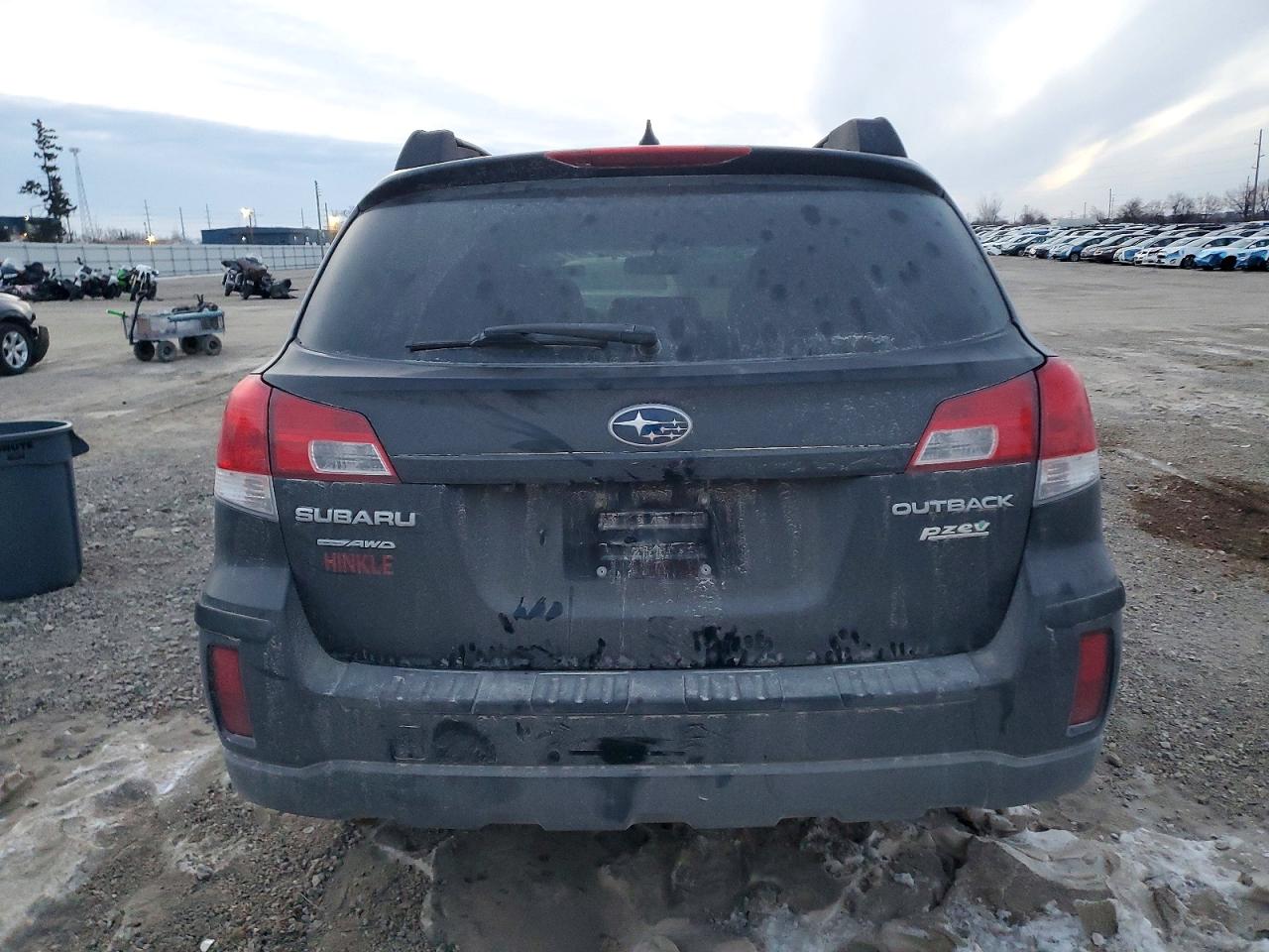 2011 SUBARU OUTBACK 2.5I LIMITED photo 16