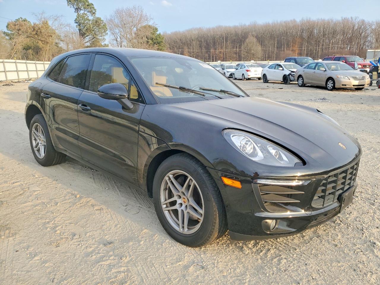 2017 PORSCHE MACAN photo 4