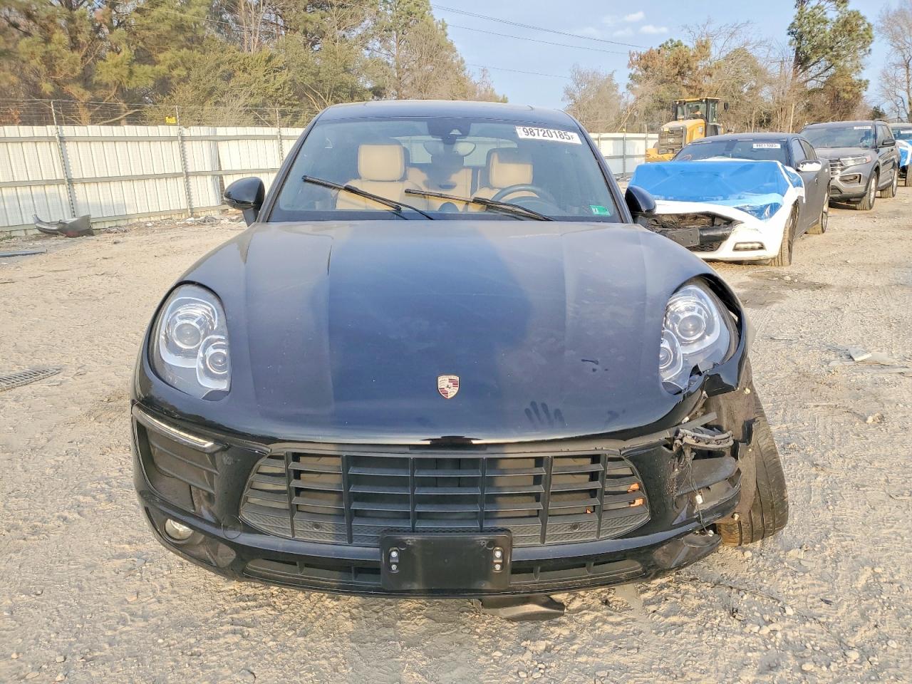 2017 PORSCHE MACAN photo 5