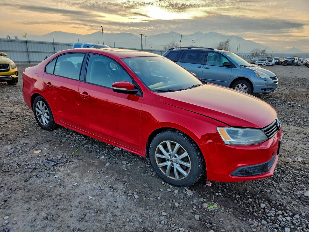 2012 VOLKSWAGEN JETTA SE photo 4