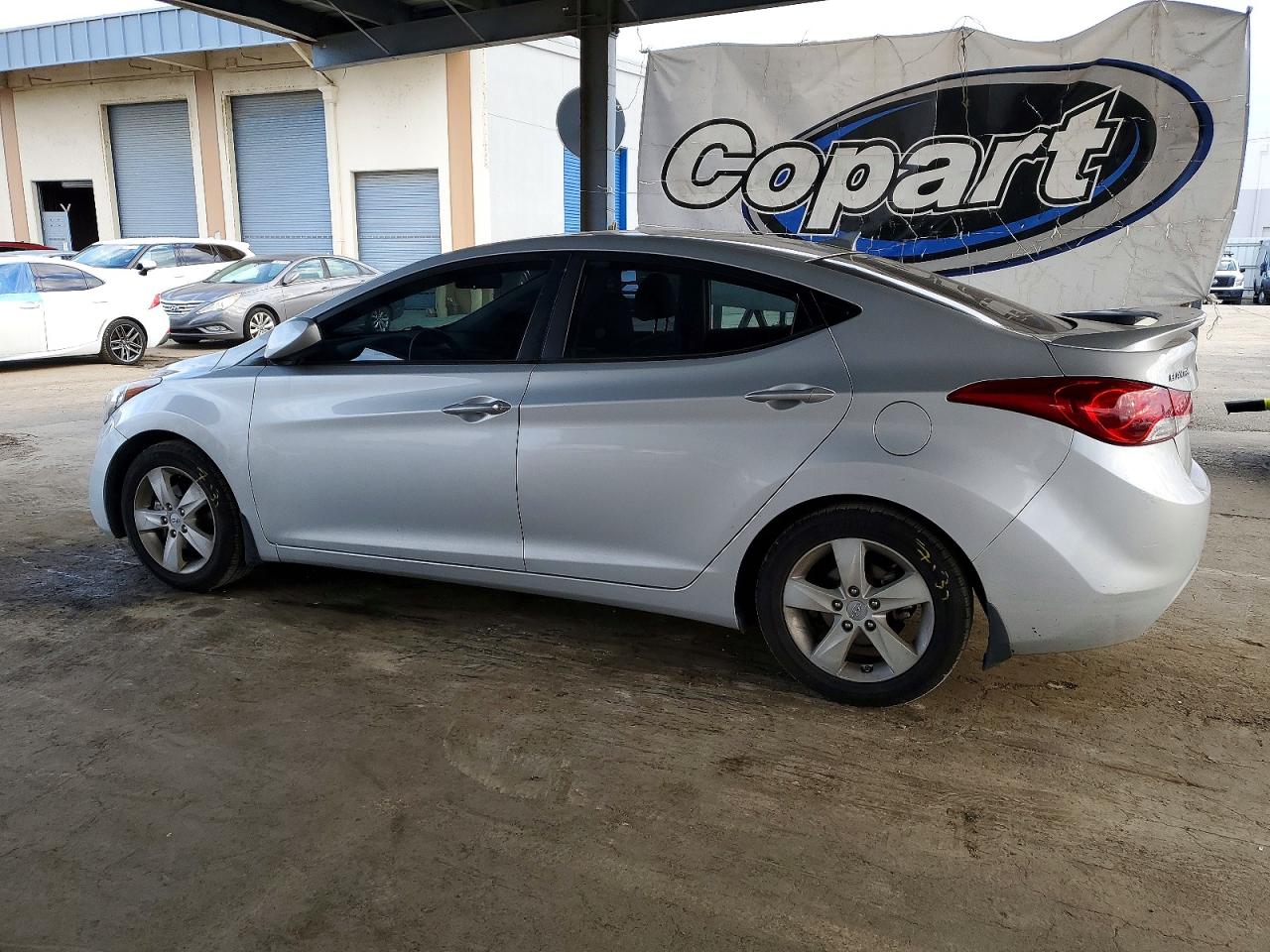 2013 HYUNDAI ELANTRA GLS photo 3