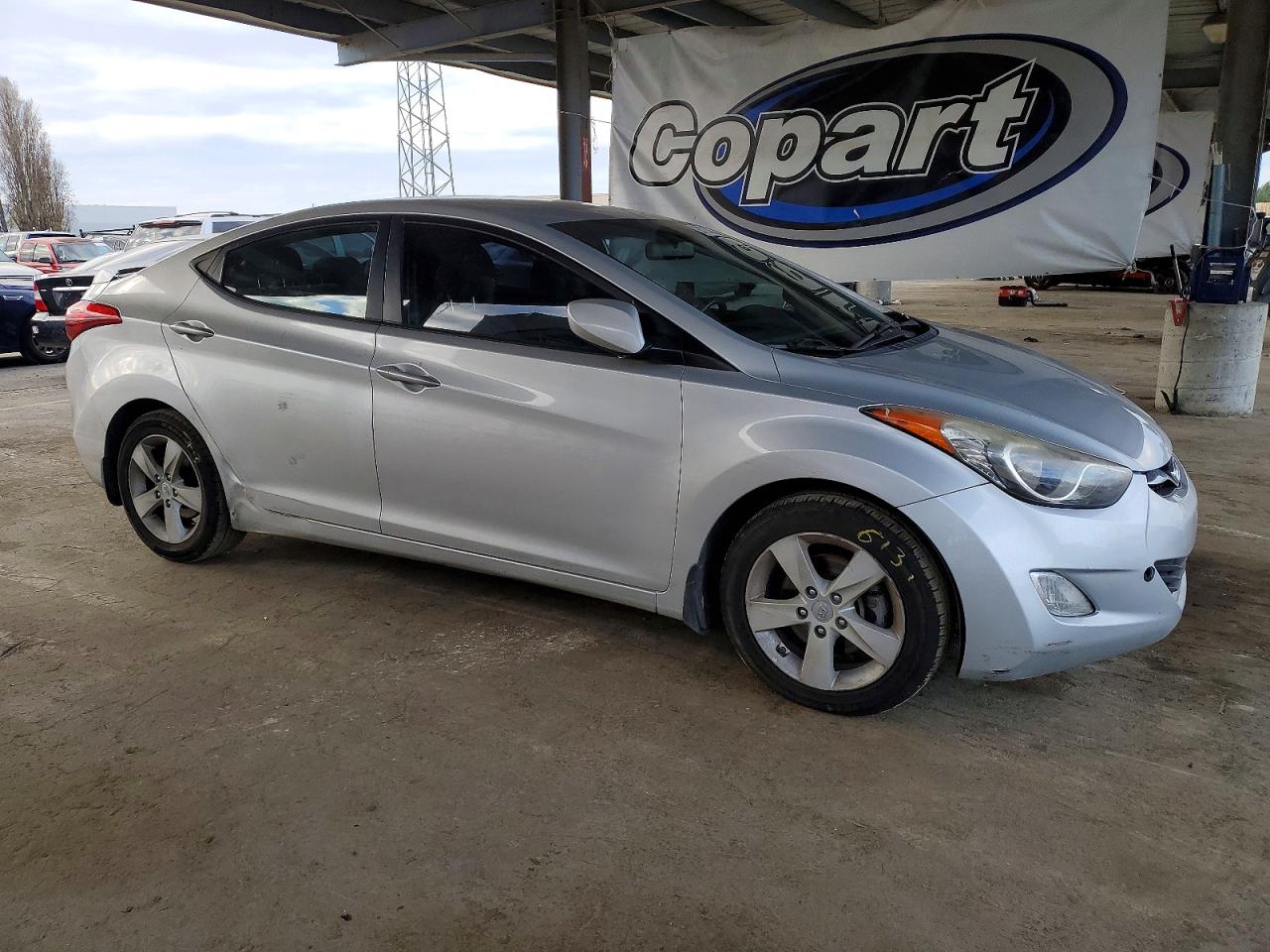 2013 HYUNDAI ELANTRA GLS photo 7