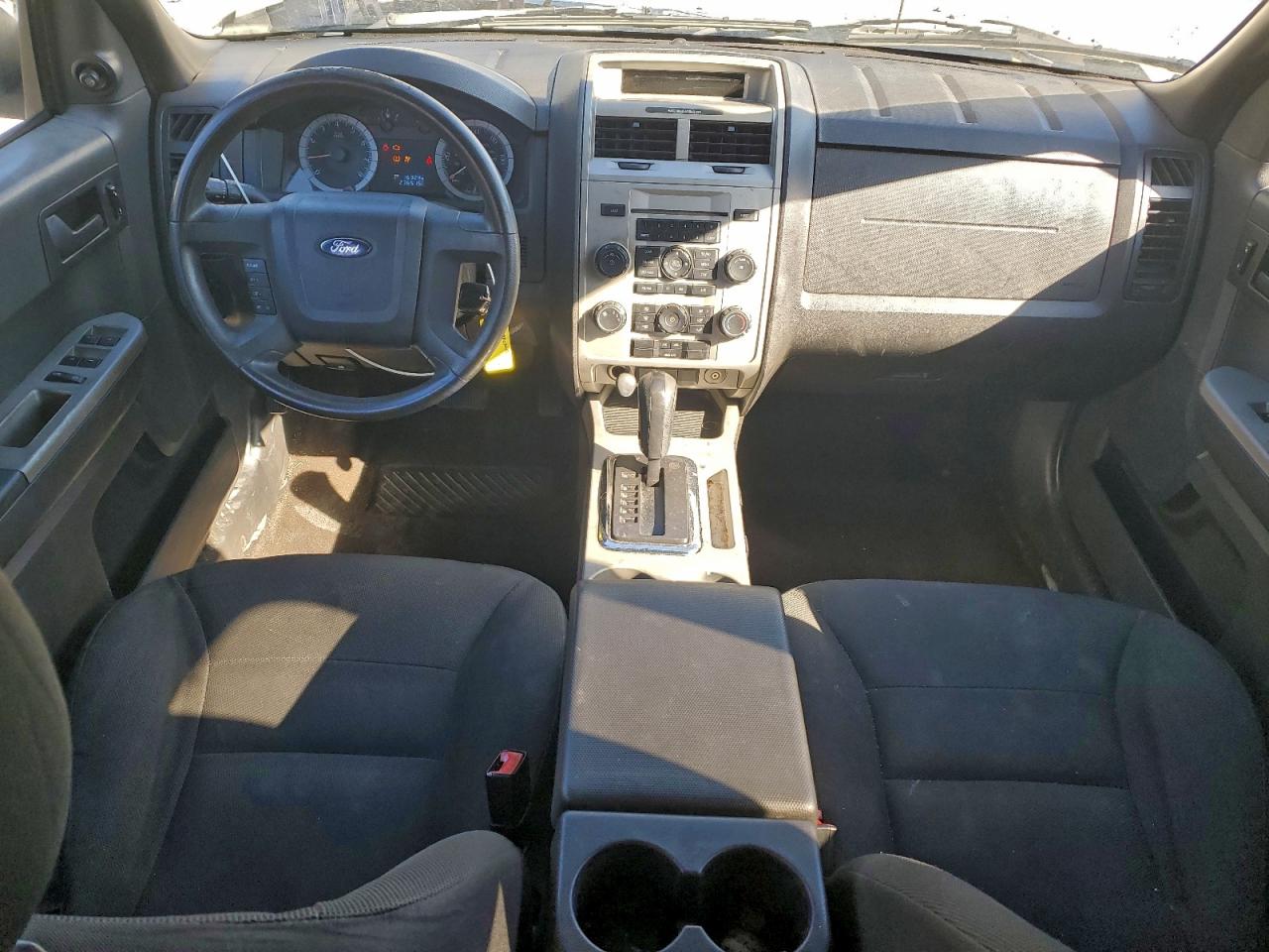 2008 FORD ESCAPE XLT photo 8
