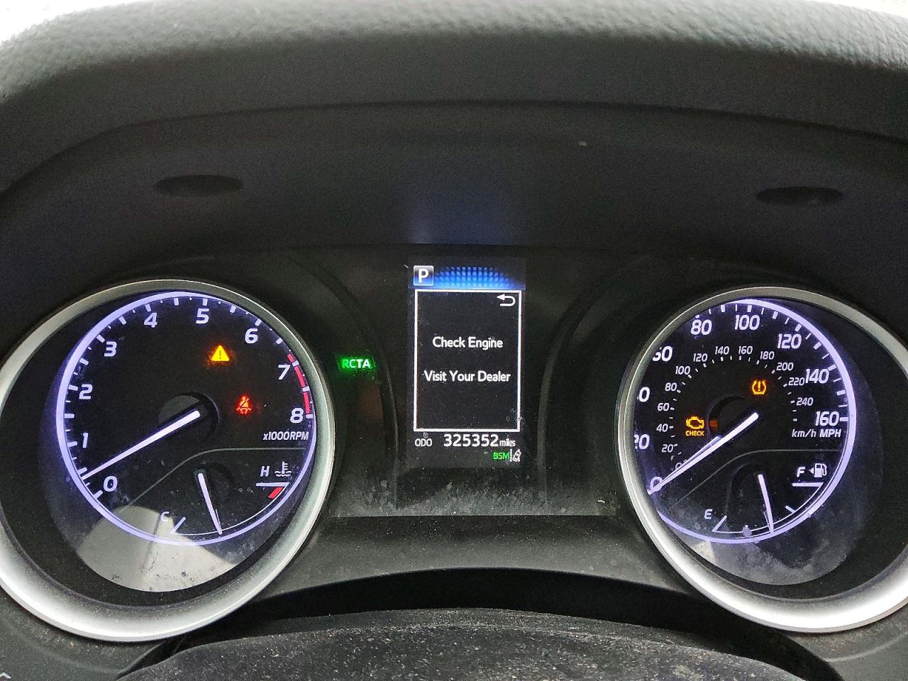 2021 TOYOTA CAMRY LE photo 9