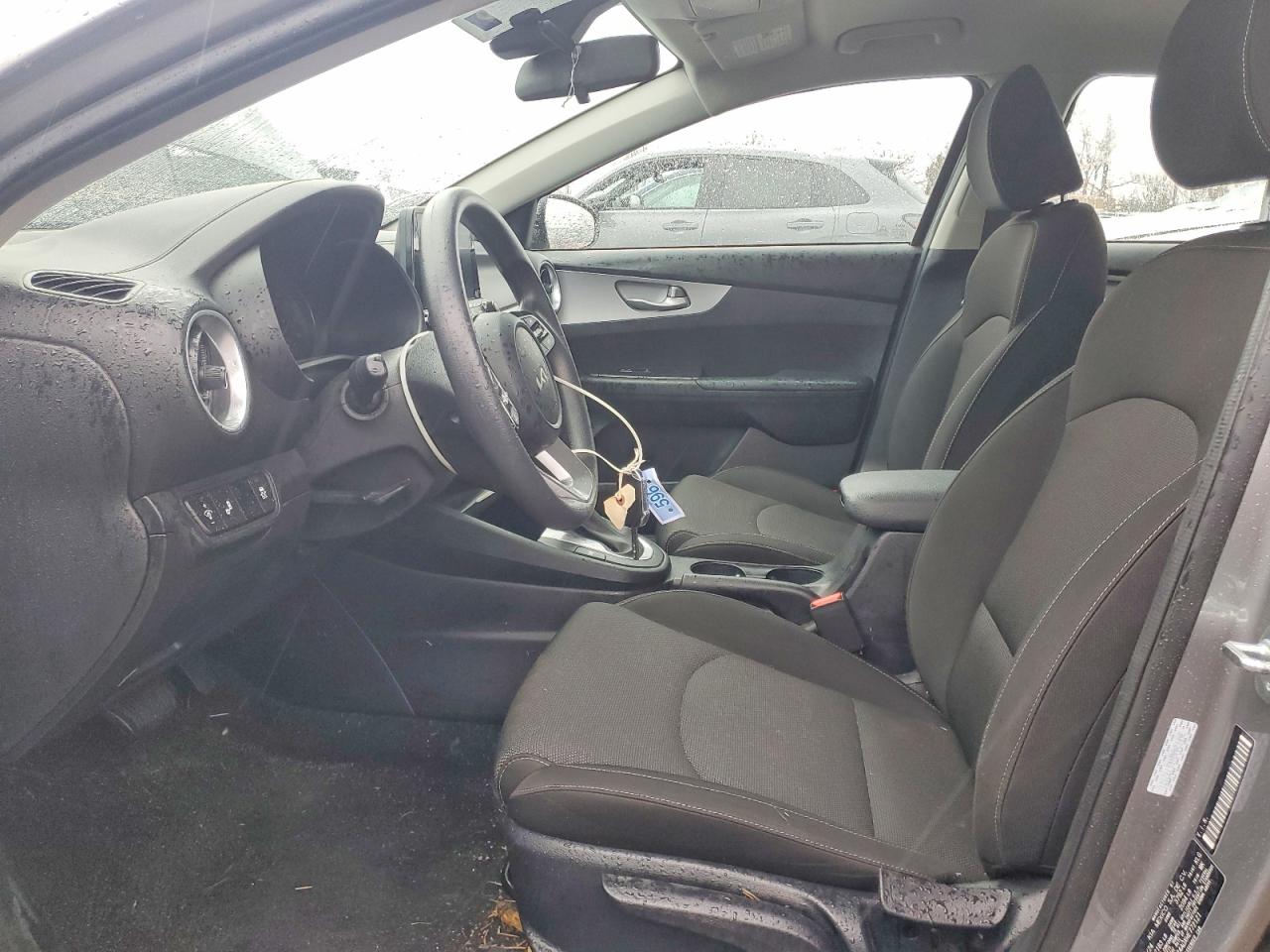 2024 KIA FORTE LX photo 13