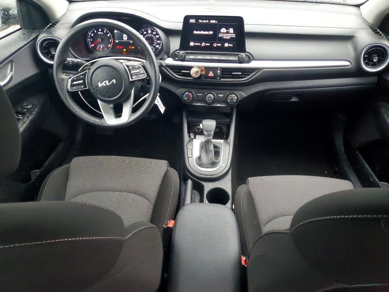 2024 KIA FORTE LX photo 15