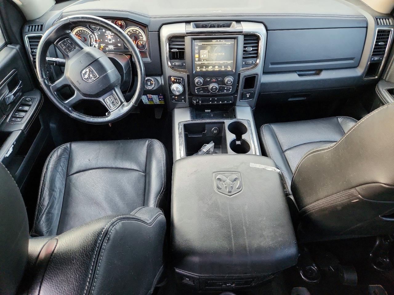 2015 RAM 1500 SPORT photo 8