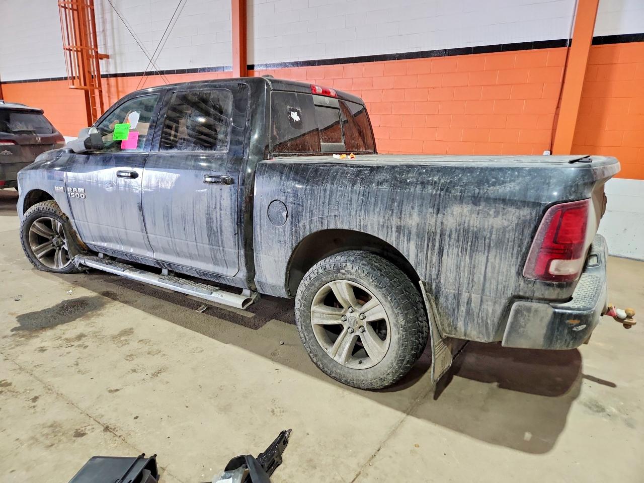 2015 RAM 1500 SPORT photo 2