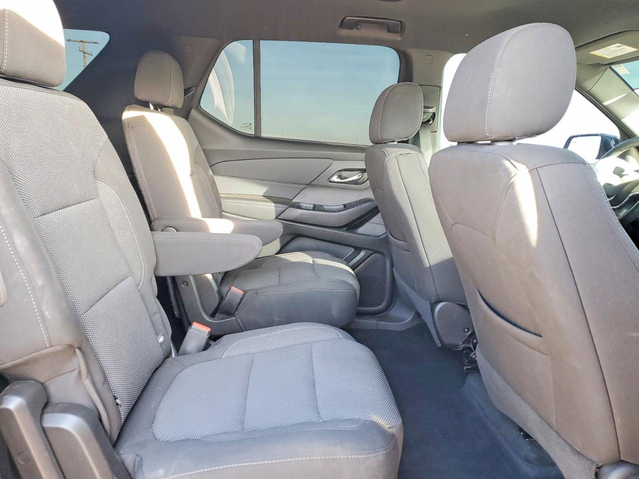2023 CHEVROLET TRAVERSE LT photo 11