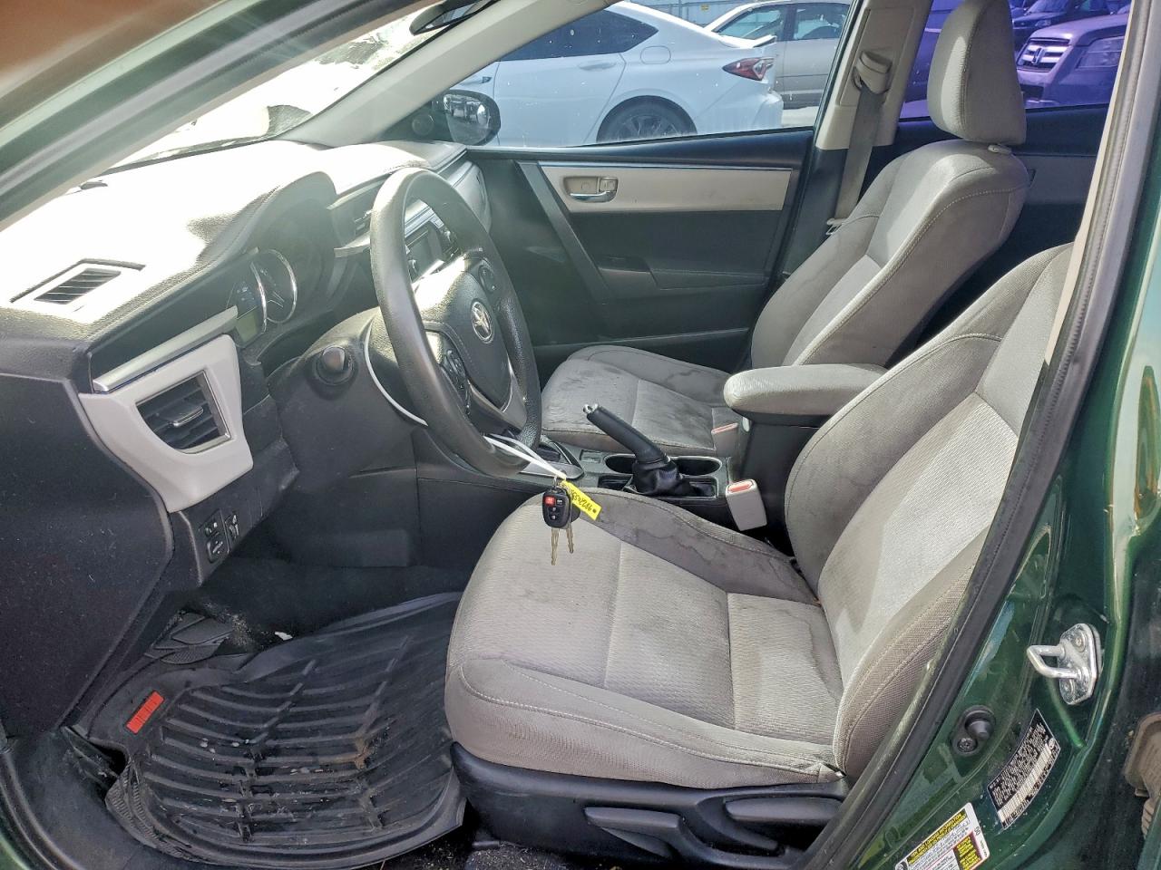2014 TOYOTA COROLLA L photo 7
