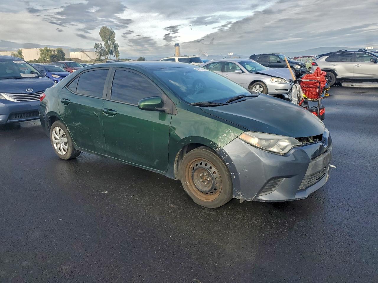 2014 TOYOTA COROLLA L photo 4