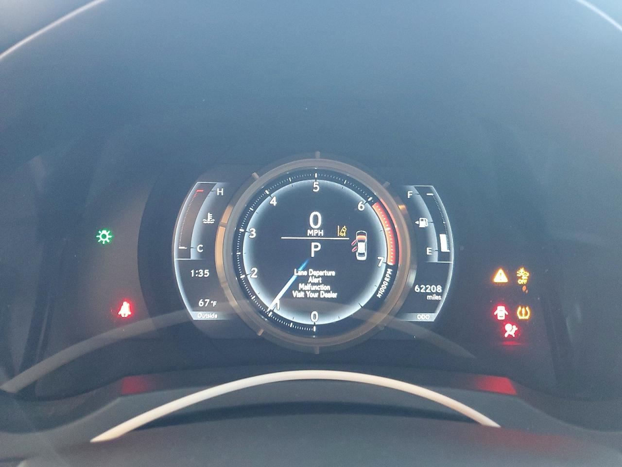 2018 LEXUS IS 300 photo 9