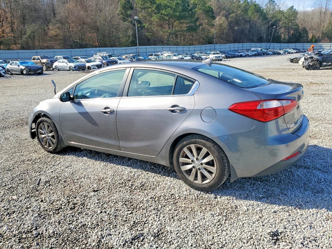 2015 KIA FORTE EX photo 2